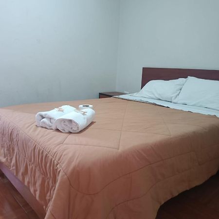 Hostal Yuraq Wasi 596 Аякучо Екстер'єр фото