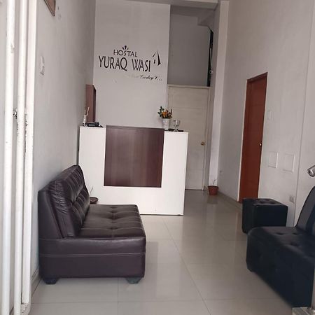 Hostal Yuraq Wasi 596 Аякучо Екстер'єр фото