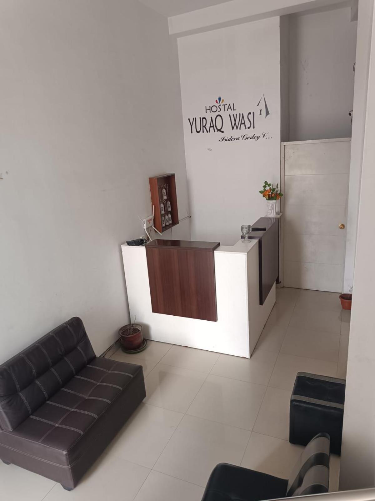 Hostal Yuraq Wasi 596 Аякучо Екстер'єр фото