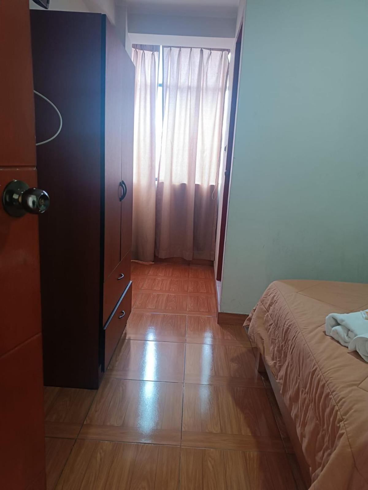 Hostal Yuraq Wasi 596 Аякучо Екстер'єр фото