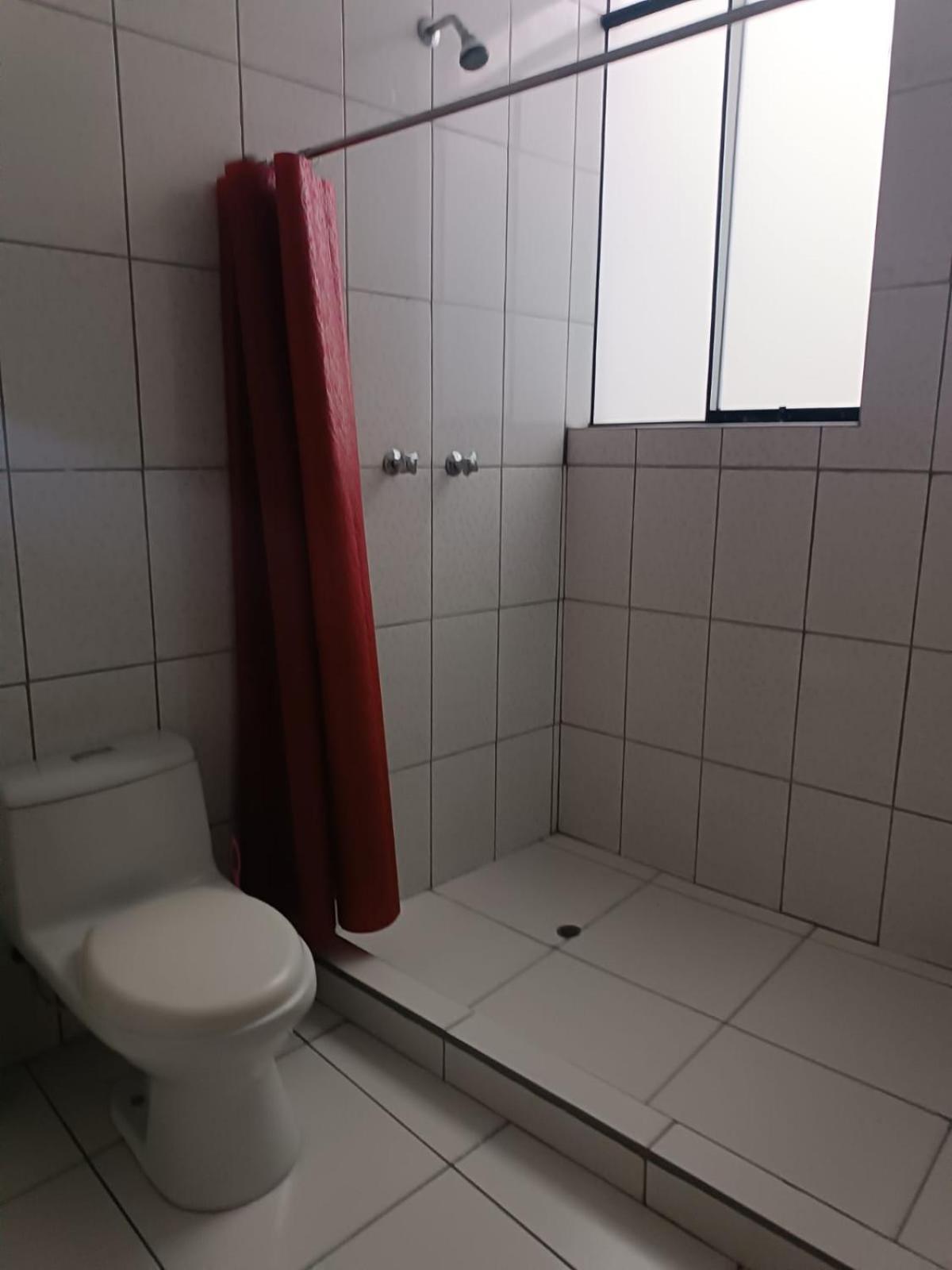 Hostal Yuraq Wasi 596 Аякучо Екстер'єр фото
