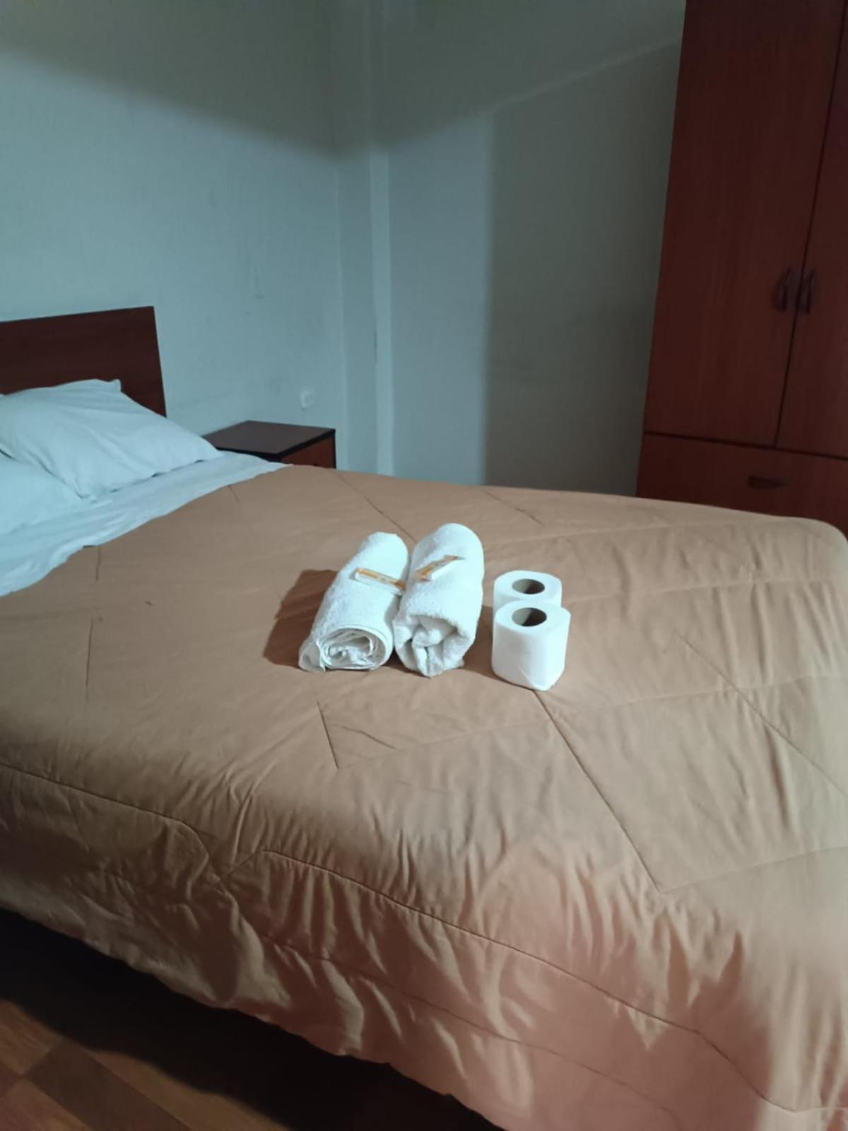 Hostal Yuraq Wasi 596 Аякучо Екстер'єр фото