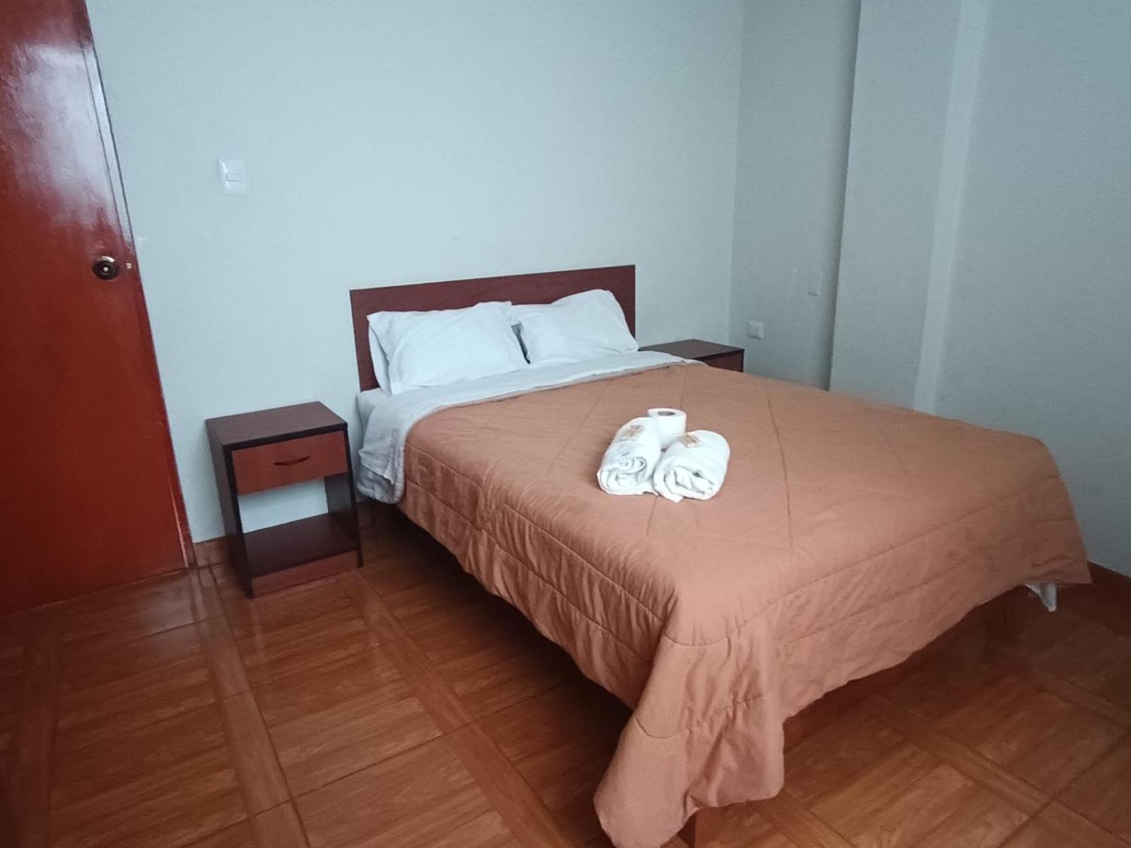 Hostal Yuraq Wasi 596 Аякучо Екстер'єр фото